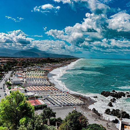 Bed End Breakfast Mediterraneo 斯卡莱阿 外观 照片