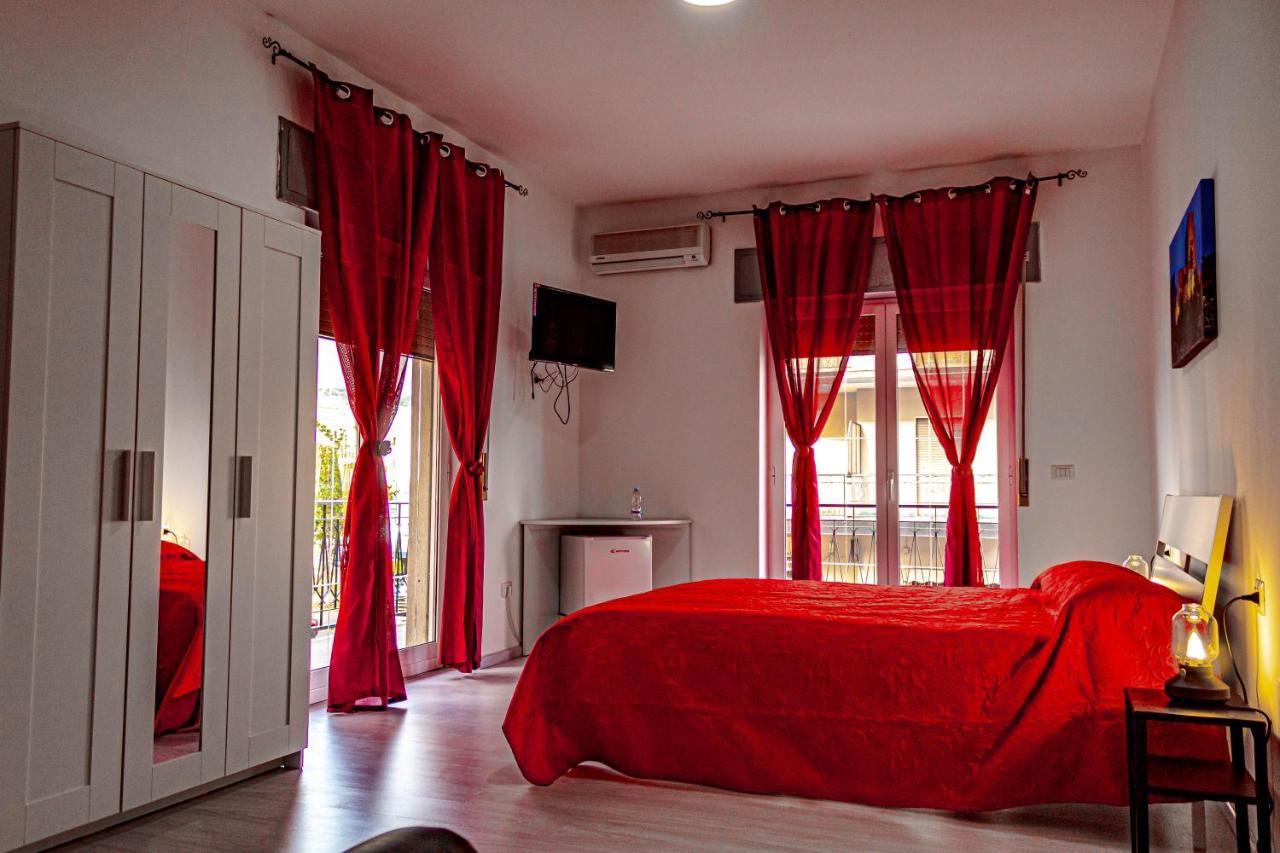 Bed End Breakfast Mediterraneo 斯卡莱阿 外观 照片