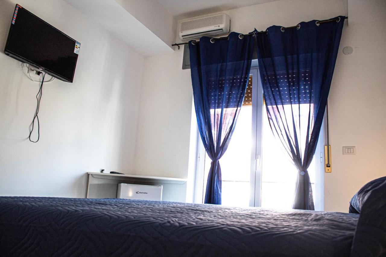 Bed End Breakfast Mediterraneo 斯卡莱阿 外观 照片
