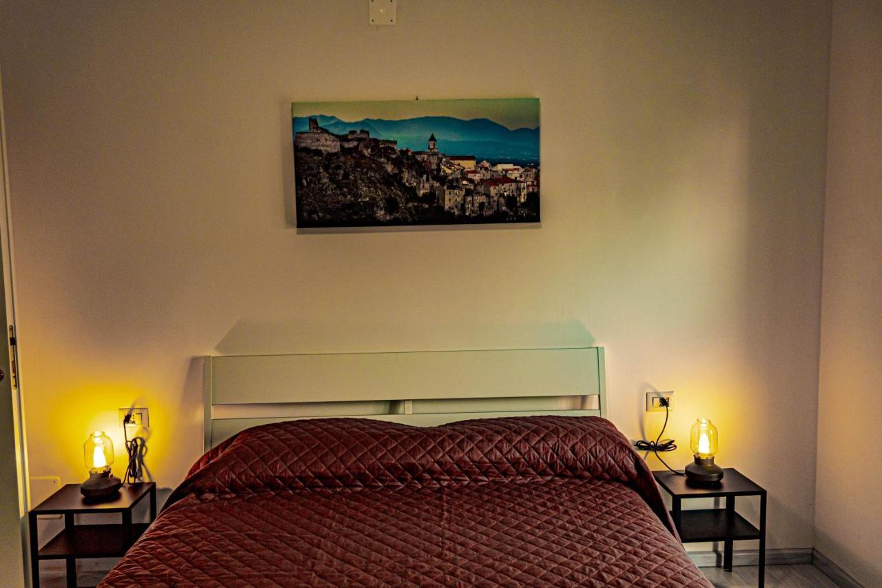 Bed End Breakfast Mediterraneo 斯卡莱阿 外观 照片